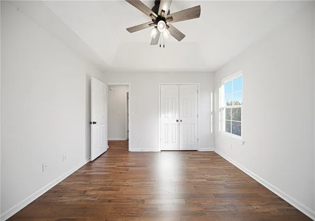 Photo 3 of Single family home for sale at 4925 Hanna Kate Ct, Cumming, GA 30028 | MLS# 7855745 | Listing updated on 2026-10-23