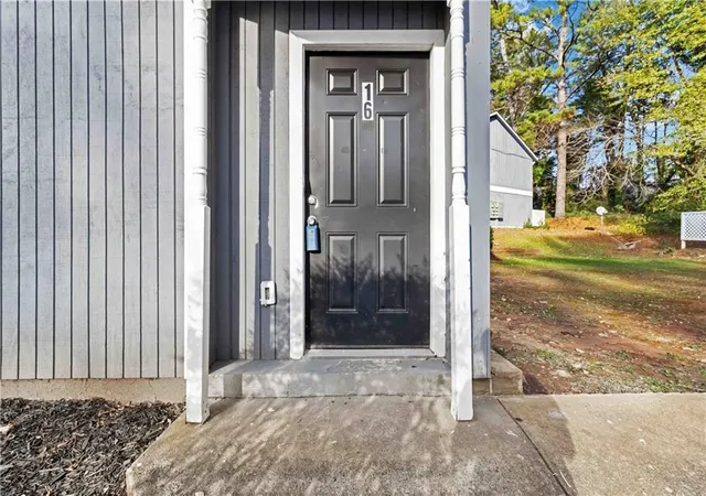 Photo 2 of Condo for sale at 2340 Beaver Ruin Rd #16, Norcross, GA 30071 | MLS# 7836830 | Listing updated on 2026-09-12