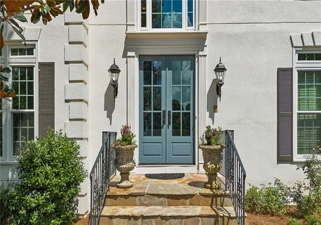 Photo 2 of Single family home for sale at 129 Ridgetree Ln, Marietta, GA 30068 | MLS# 7821174 | Listing updated on 2026-09-14