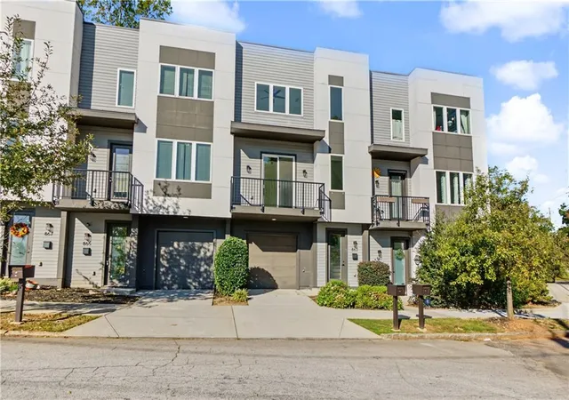 Photo 3 of Townhouse for sale at 863 Cavanaugh Ave SE, Atlanta, GA 30316 | MLS# 7855784 | Listing updated on 2026-10-23