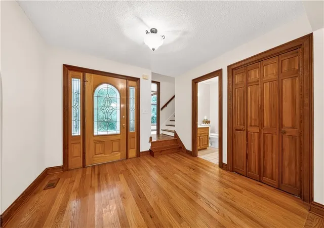 Photo 4 of Single family home for sale at 1933 N Highway 101, Dallas, GA 30157 | MLS# 7802007 | Listing updated on 2026-09-11
