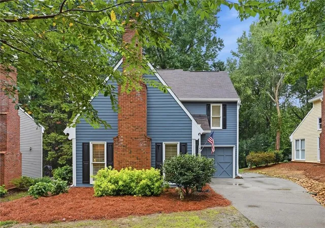 Photo 1 of Single family home for sale at 414 Roswell Green Ln, Roswell, GA 30075 | MLS# 7831297 | Listing updated on 2026-09-17