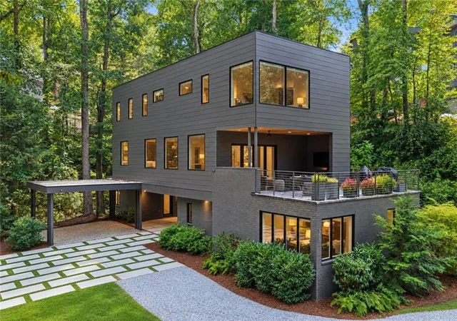 Photo 2 of Single family home for sale at 585 Mountain Way, Atlanta, GA 30342 | MLS# 7834690 | Listing updated on 2026-09-22