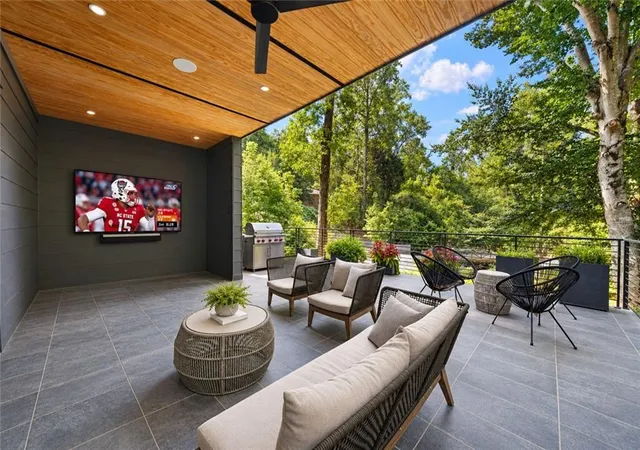 Photo 3 of Single family home for sale at 585 Mountain Way, Atlanta, GA 30342 | MLS# 7834690 | Listing updated on 2026-09-22