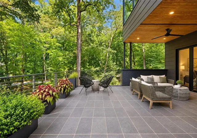 Photo 4 of Single family home for sale at 585 Mountain Way, Atlanta, GA 30342 | MLS# 7834690 | Listing updated on 2026-09-22