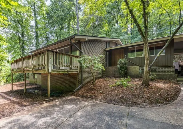 Photo 3 of Single family home for sale at 4961 Rebel Trl, Sandy Springs, GA 30327 | MLS# 7811794 | Listing updated on 2026-09-09
