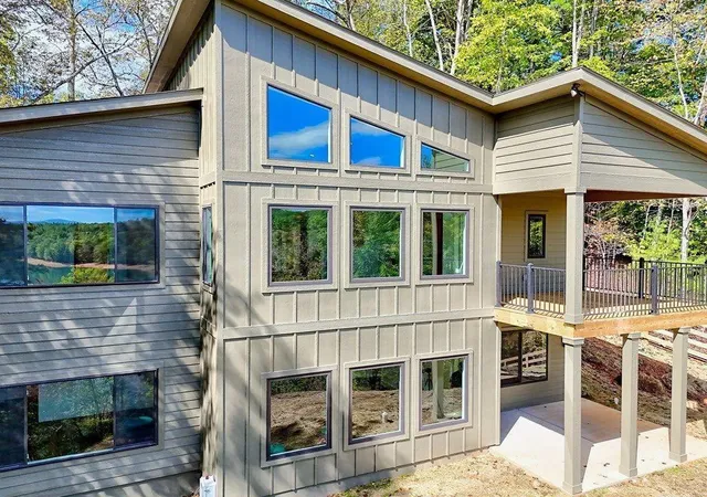 Photo 1 of Sale Pending at 11 Falcon Dr, Blairsville, GA 30512 | MLS# 7762074 | Listing updated on 2026-10-06