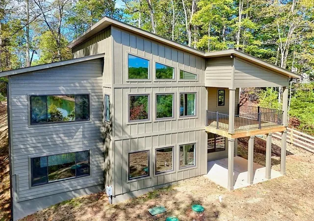 Photo 2 of Sale Pending at 11 Falcon Dr, Blairsville, GA 30512 | MLS# 7762074 | Listing updated on 2026-10-06