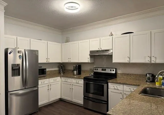 Listing Photo 5 - Condo for sale in building located at 1134 Westchester Ridge, Atlanta, GA 30329 - Unit #1134