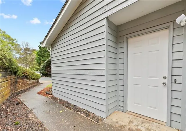 Photo 2 of Townhouse for sale at 1714 Wynndowne Trl, Smyrna, GA 30080 | MLS# 7840365 | Listing updated on 2026-09-19