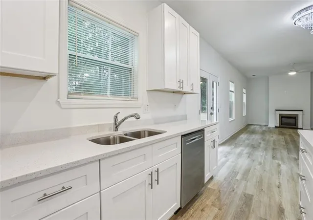 Photo 4 of Single family home for sale at 7896 Winkman Dr, Fairburn, GA 30213 | MLS# 7836210 | Listing updated on 2026-09-12