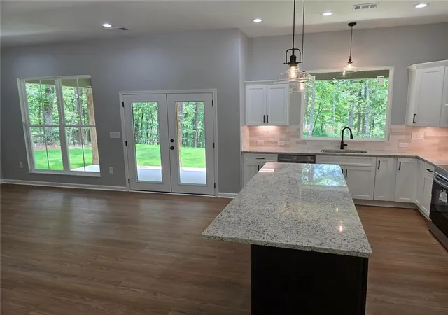 Photo 4 of Sale Pending at 86 Turkey Trl, Jasper, GA 30143 | MLS# 7778879 | Listing updated on 2026-10-22