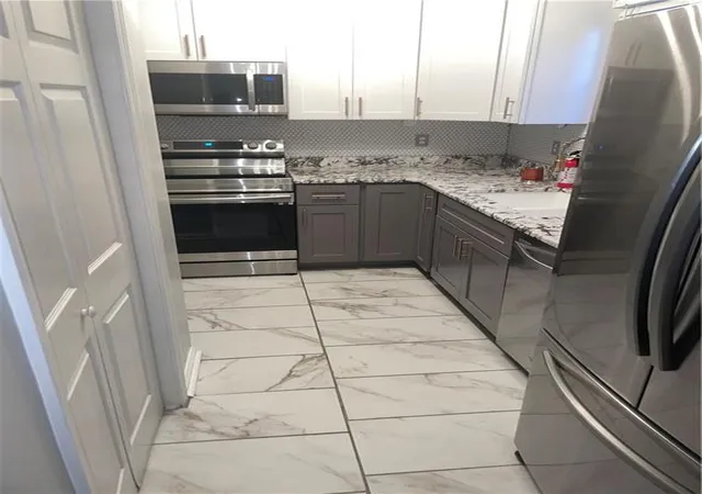 Photo 2 of Townhouse for sale at 292 Crumley St Sw, Atlanta, GA 30312 | MLS# 7832519 | Listing updated on 2026-09-04