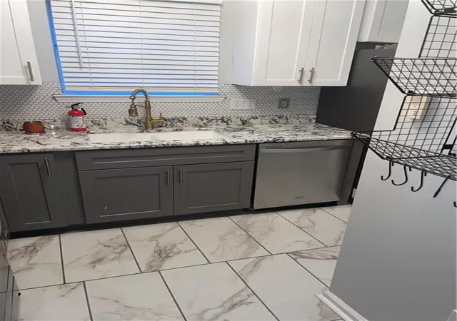 Photo 2 of Townhouse for sale at 292 Crumley St SW, Atlanta, GA 30312 | MLS# 7832519 | Listing updated on 2026-09-04