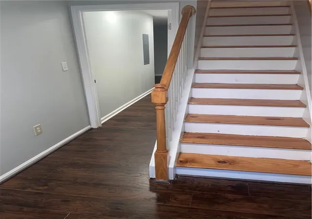Photo 4 of Townhouse for sale at 292 Crumley St SW, Atlanta, GA 30312 | MLS# 7832519 | Listing updated on 2026-09-04