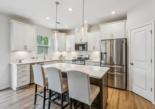 Photo 4 of Single family home for sale at 89 Clubhouse Way, Acworth, GA 30101 | MLS# 7847852 | Listing updated on 2026-10-02