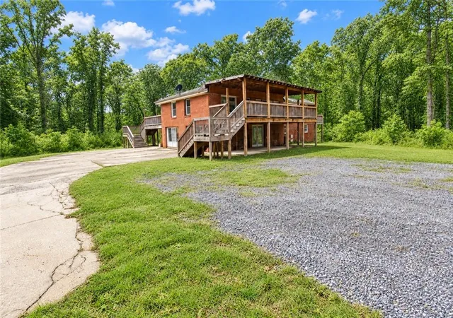 Photo 2 of Single family home for sale at 140 Joe Bray Rd, Fayetteville, GA 30214 | MLS# 7841940 | Listing updated on 2026-09-24