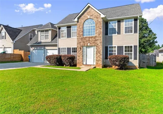 Photo 2 of Single family home for sale at 6062 Lamp Post Pl, Atlanta, GA 30349 | MLS# 7833255 | Listing updated on 2026-09-15