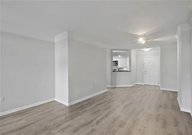 Listing Photo 1 - Condo for sale in building located at 3334 Peachtree Rd Ne, Atlanta, GA 30326 - Unit #1613