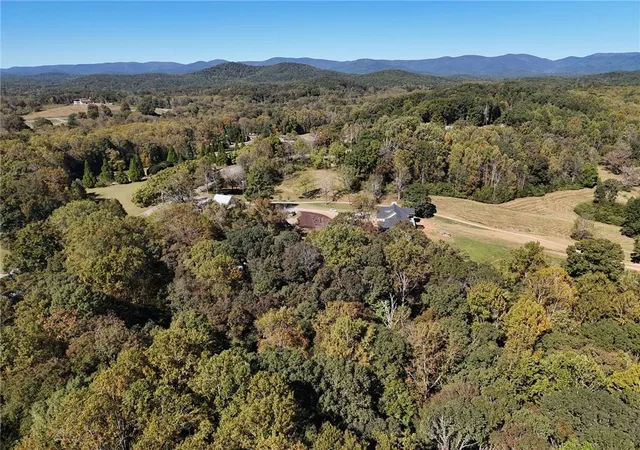 Photo 2 of Single family home for sale at 504 Noelle Ln, Dahlonega, GA 30533 | MLS# 7856219 | Listing updated on 2026-10-27