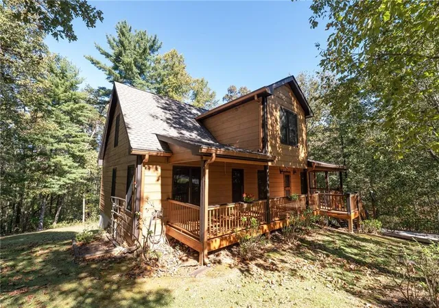 Photo 4 of Single family home for sale at 504 Noelle Ln, Dahlonega, GA 30533 | MLS# 7856219 | Listing updated on 2026-10-27