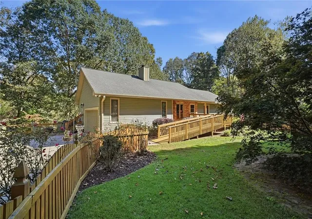 Photo 1 of Single family home for sale at 6088 Cir Of Light Dr, Gainesville, GA 30506 | MLS# 7855793 | Listing updated on 2026-10-26