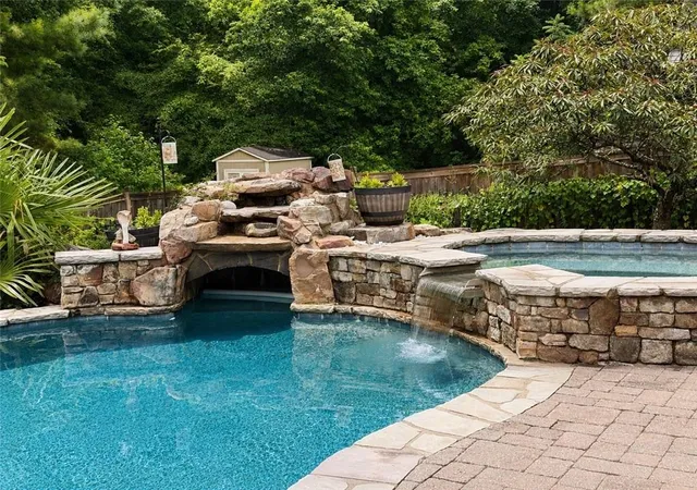 Photo 3 of Single family home for sale at 110 Northlake Trl, Canton, GA 30114 | MLS# 7814151 | Listing updated on 2026-10-03