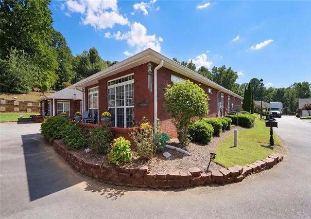 Photo 3 of Condo for sale at 4232 Pondview Way, Oakwood, GA 30566 | MLS# 7839974 | Listing updated on 2026-09-19