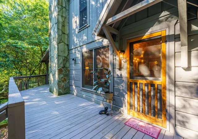 Photo 2 of Single family home for sale at 19 Blackberry Fls Ln, Ellijay, GA 30536 | MLS# 7830621 | Listing updated on 2026-09-02
