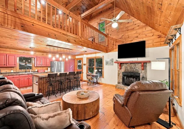 Photo 3 of Single family home for sale at 19 Blackberry Fls Ln, Ellijay, GA 30536 | MLS# 7830621 | Listing updated on 2026-09-02