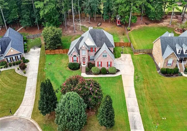 Photo 3 of Single family home for sale at 7026 Sherri Ct, Mcdonough, GA 30252 | MLS# 7829750 | Listing updated on 2026-09-26