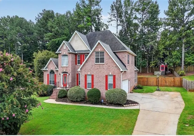 Photo 3 of Single family home for sale at 7026 Sherri Ct, Mcdonough, GA 30252 | MLS# 7829750 | Listing updated on 2026-09-26