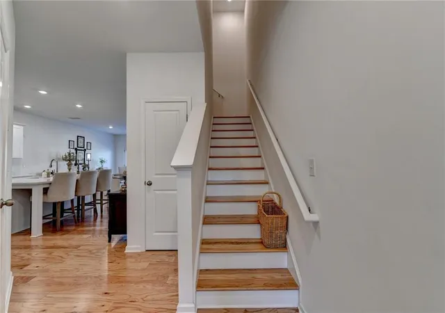 Photo 4 of Townhouse for sale at 2140 Lanier Harbor Point, Buford, GA 30518 | MLS# 7835511 | Listing updated on 2026-09-17