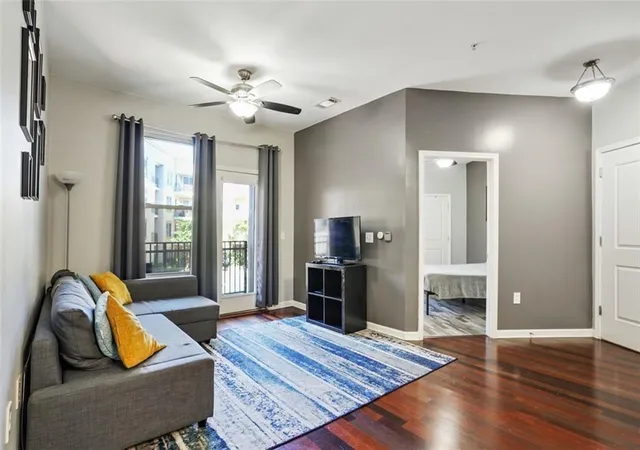Photo 3 of Condo for sale at 870 Mayson Turner Rd NW #1127, Atlanta, GA 30314 | MLS# 7850776 | Listing updated on 2026-10-28