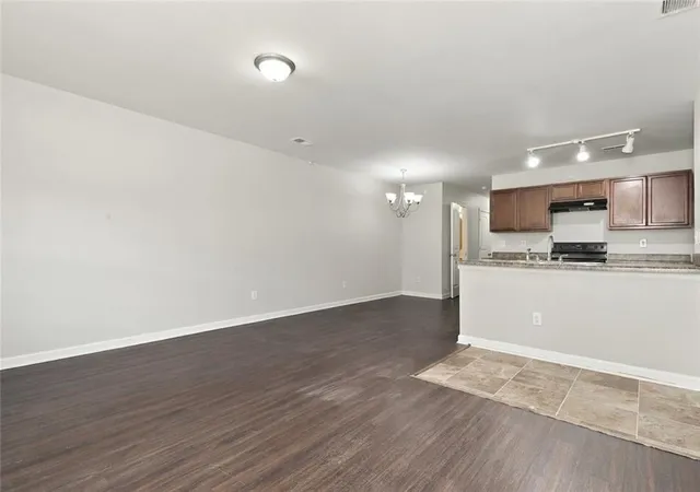 Photo 4 of Townhouse for sale at 1535 Hydrangea Ln, Mcdonough, GA 30253 | MLS# 7844568 | Listing updated on 2026-09-26