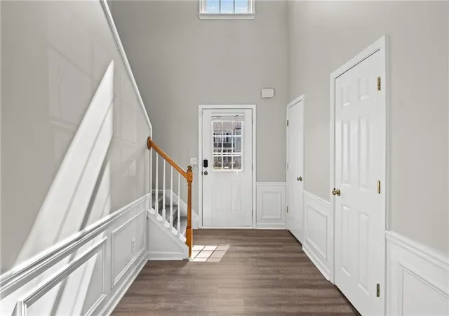 Photo 3 of Sale Pending at 512 Drifton Way, Woodstock, GA 30188 | MLS# 7841968 | Listing updated on 2026-10-10