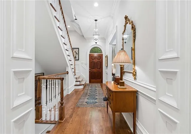 Photo 4 of Townhouse for sale at 39 W Wesley Rd NW #1, Atlanta, GA 30305 | MLS# 7811264 | Listing updated on 2026-09-14