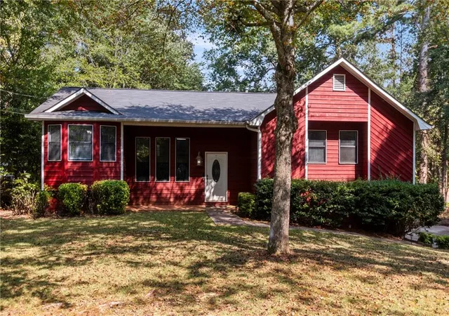 Photo 1 of Single family home for sale at 5792 Stonehaven Dr Nw, Kennesaw, GA 30152 | MLS# 7835350 | Listing updated on 2026-09-17