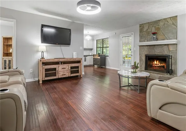 Photo 3 of Single family home for sale at 5792 Stonehaven Dr NW, Kennesaw, GA 30152 | MLS# 7835350 | Listing updated on 2026-09-17