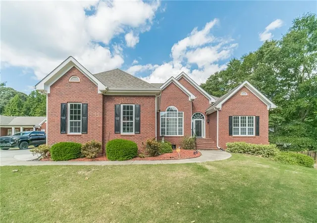 Photo 1 of Single family home for sale at 1855 Dartford Way, Hoschton, GA 30548 | MLS# 7834390 | Listing updated on 2026-09-11