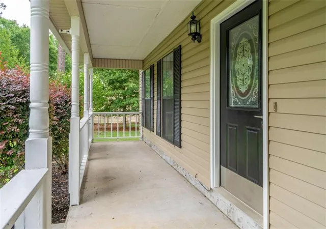 Photo 4 of Single family home for sale at 106 Newport Rd, Milledgeville, GA 31061 | MLS# 7830600 | Listing updated on 2026-09-09