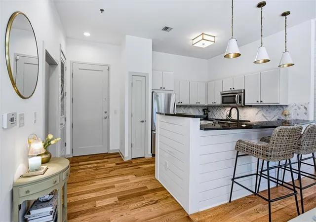 Photo 3 of Condo for sale at 1430 Dresden Dr NE #240, Brookhaven, GA 30319 | MLS# 7843782 | Listing updated on 2026-10-02
