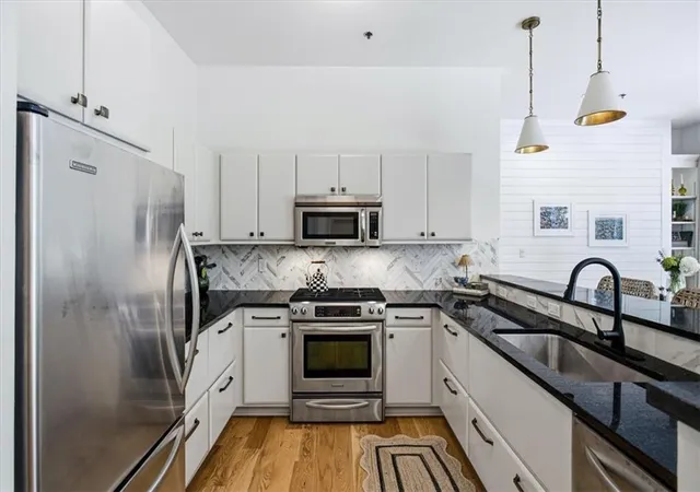 Photo 4 of Condo for sale at 1430 Dresden Dr NE #240, Brookhaven, GA 30319 | MLS# 7843782 | Listing updated on 2026-10-02