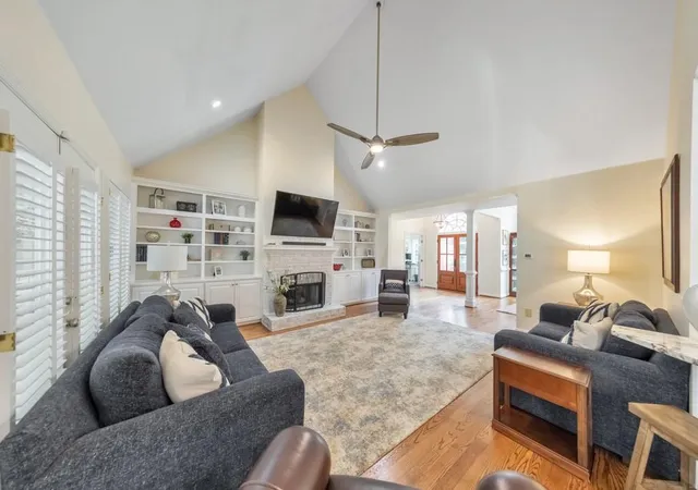 Photo 2 of Sale Pending at 1311 Pembridge Way Nw, Kennesaw, GA 30152 | MLS# 7834388 | Listing updated on 2026-10-07