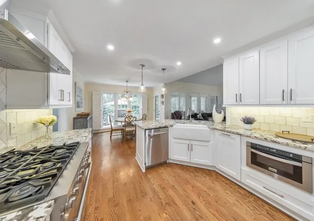 Photo 3 of Sale Pending at 1311 Pembridge Way Nw, Kennesaw, GA 30152 | MLS# 7834388 | Listing updated on 2026-10-07