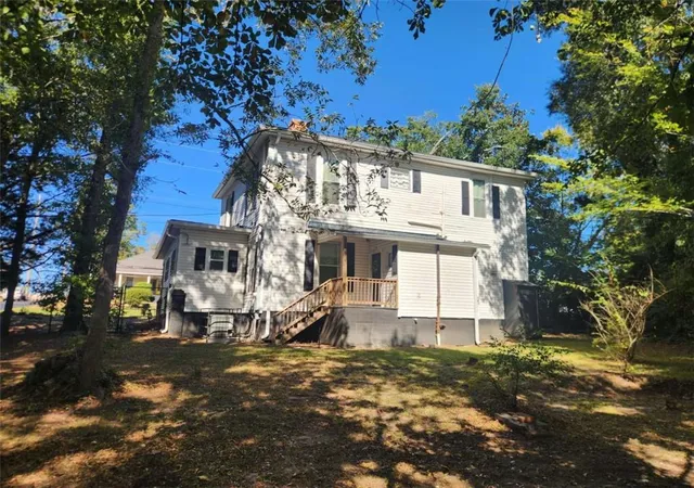Photo 2 of Single family home for sale at 606 E Solomon St, Griffin, GA 30223 | MLS# 7859123 | Listing updated on 2026-10-26