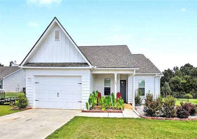 Single family home for sale at 108 Creek Hvn Dr, Winterville, GA 30683 | MLS# 7818218