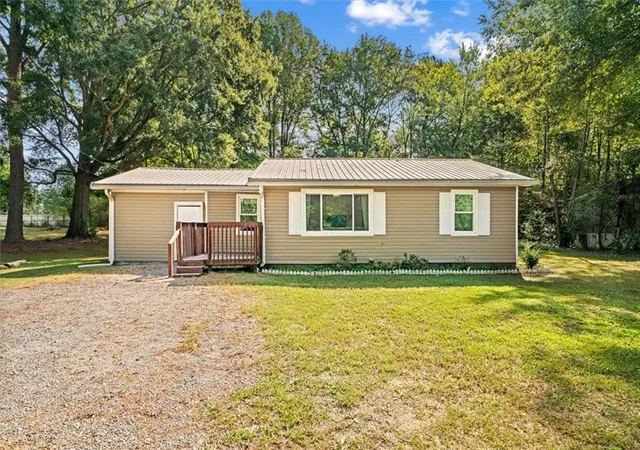 Photo 1 of Single family home for sale at 163 Ben Putnam Rd, Resaca, GA 30735 | MLS# 7805557 | Listing updated on 2026-09-18