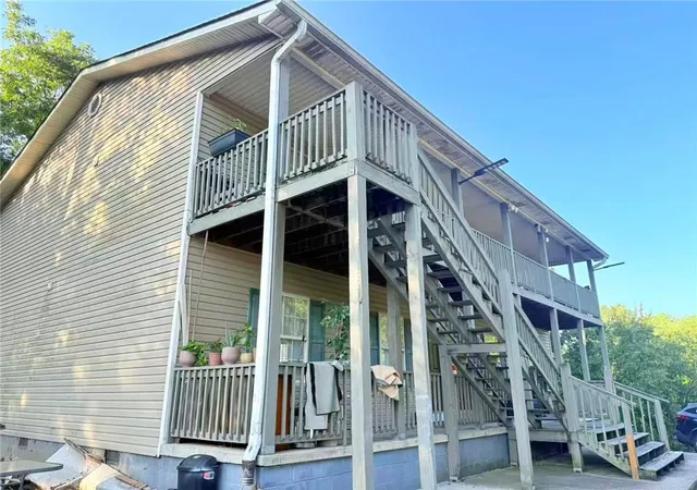 Photo 2 of Single family home for sale at 1010 Trammell St, Dalton, GA 30720 | MLS# 7831006 | Listing updated on 2026-09-04