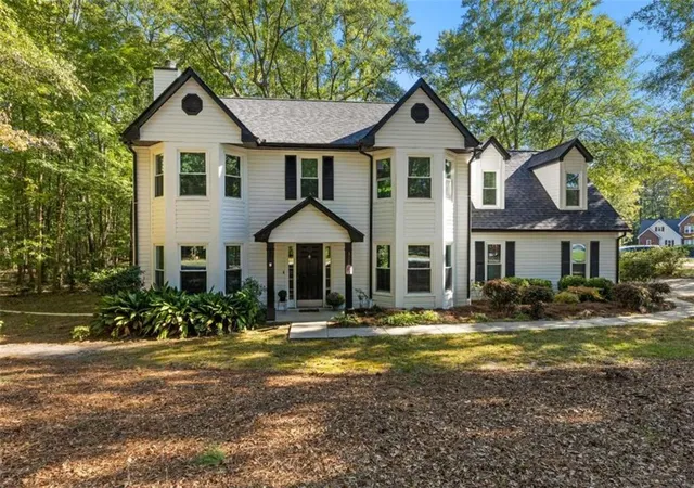 Photo 3 of Single family home for sale at 801 Agate Edge, Peachtree City, GA 30269 | MLS# 7857832 | Listing updated on 2026-10-23